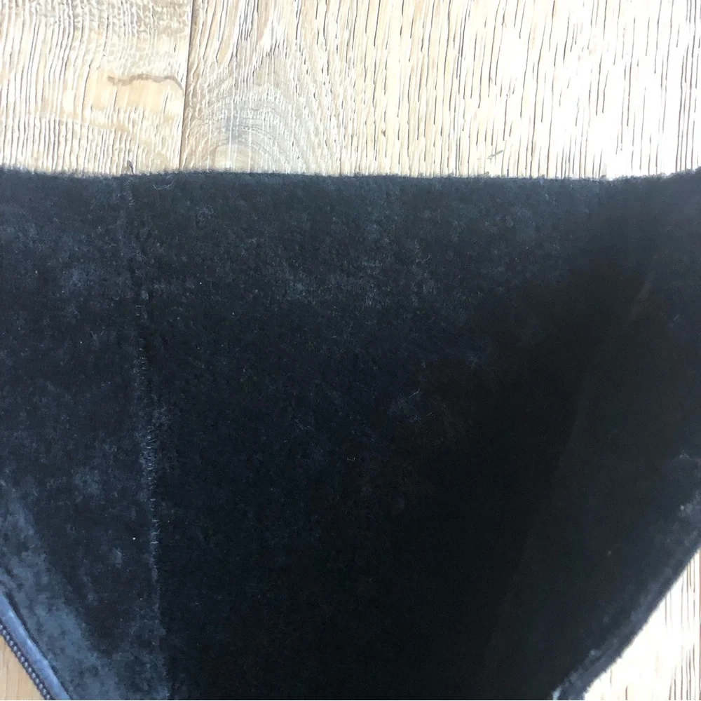 Aquatilia black suede shearling real fur lining boots size 7.5